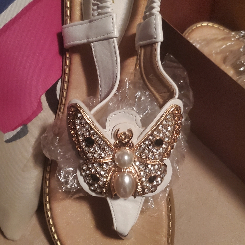 Dema white embellished butterfly sandals sz 9